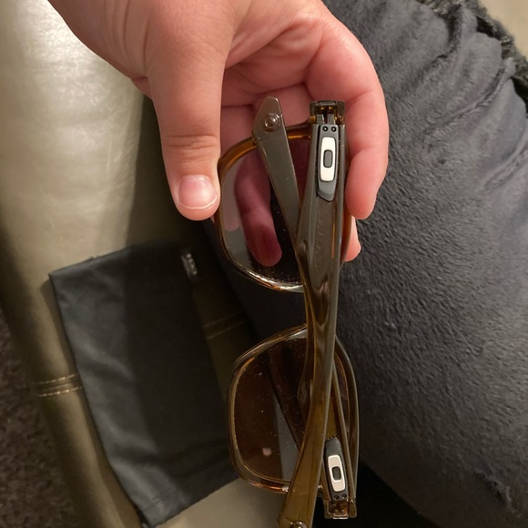 Women Oakley brown plastic sunglasses glasses with prescription lens cloth case main image 8